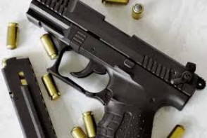 Ատրճանակ «Ֆոլքսվագենում»